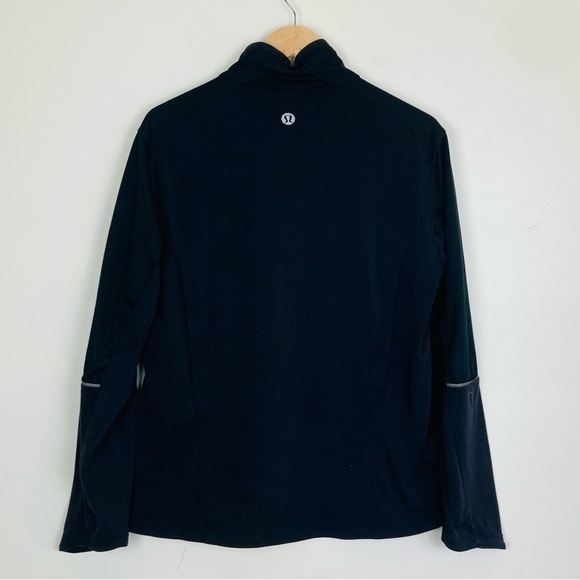 Lululemon men’s track jacket in black. Size small - Picture 3 of 4